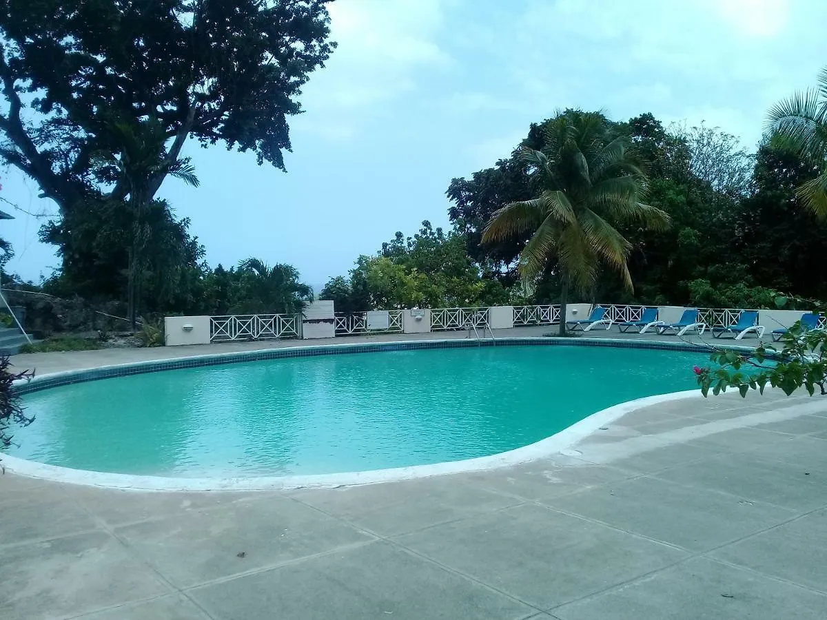 Studio Apartment! Ocho Rios Jamaica